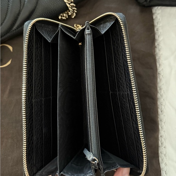 Authentic Gucci Shoulder Soho Bag & Wallet - Picture 10 of 13
